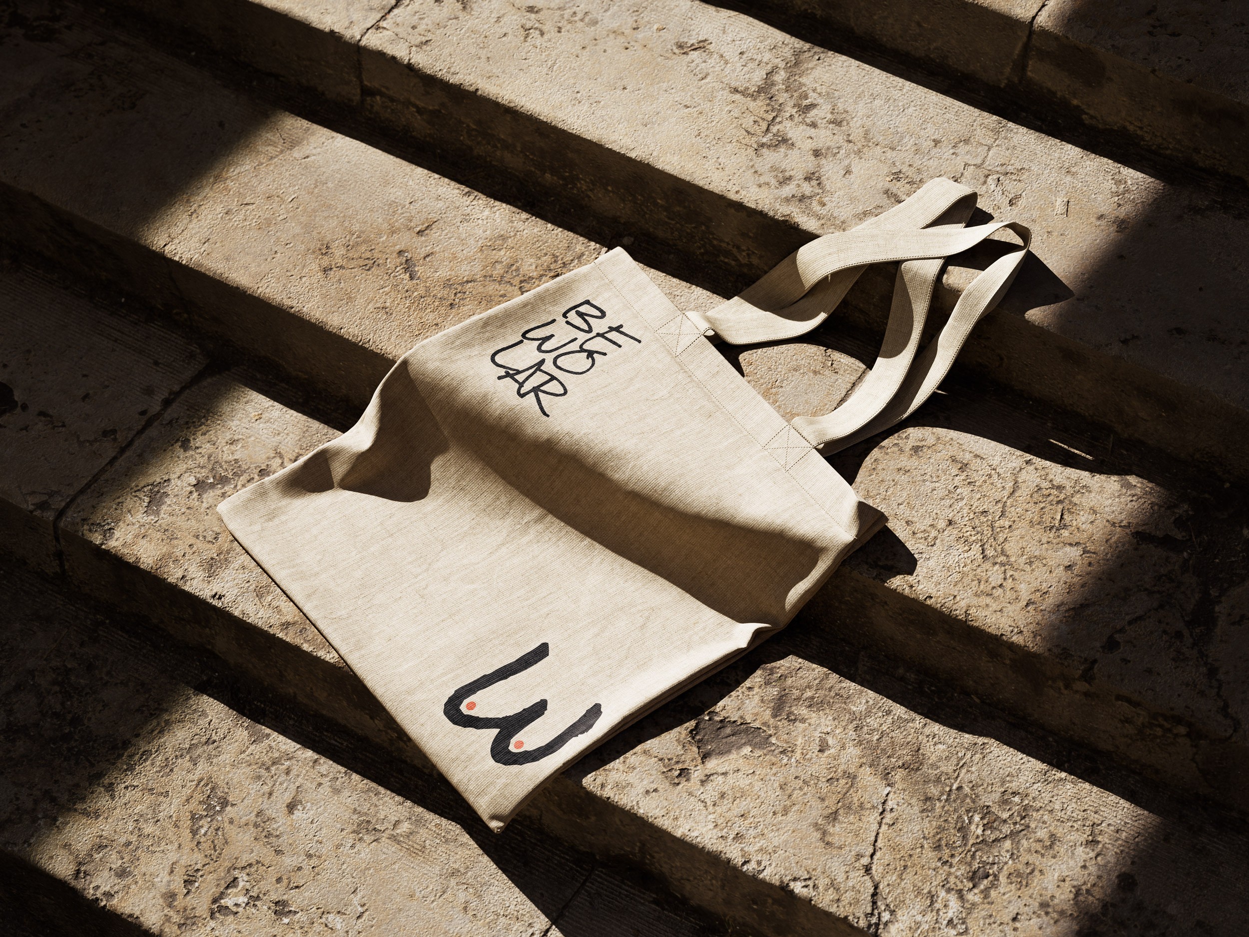 bewolar tote